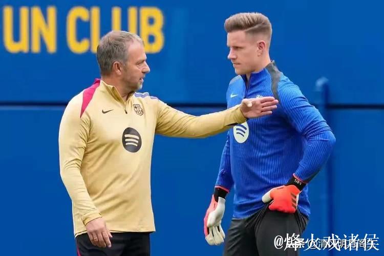 特狮复出在即,有望成为巴萨第三门将 特狮复出在即,有望成为巴萨第三门将