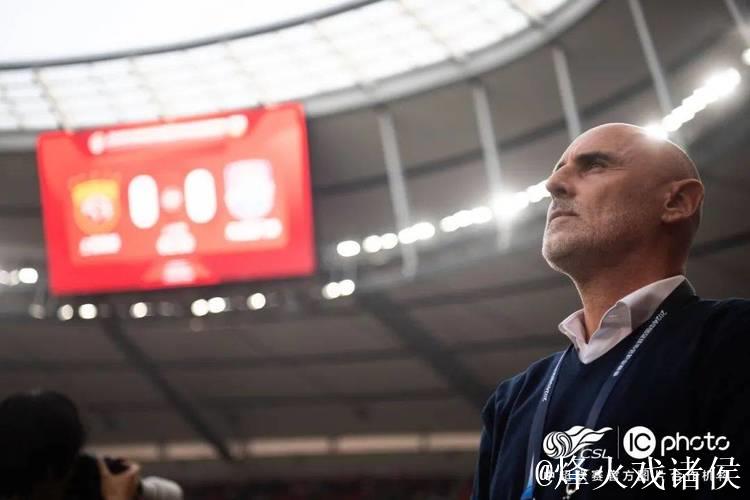 穆斯卡特堪称海港传奇教头! 明年或率队冲击五星荣耀! 穆斯卡特堪称海港传奇教头! 明年或率队冲击五星荣耀!